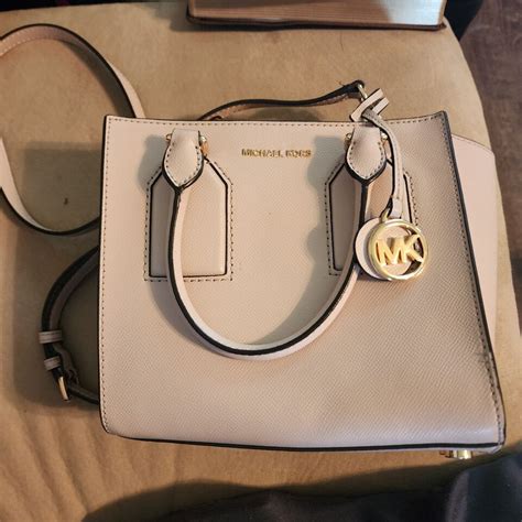 michael kors selby crossgrain leather messenger